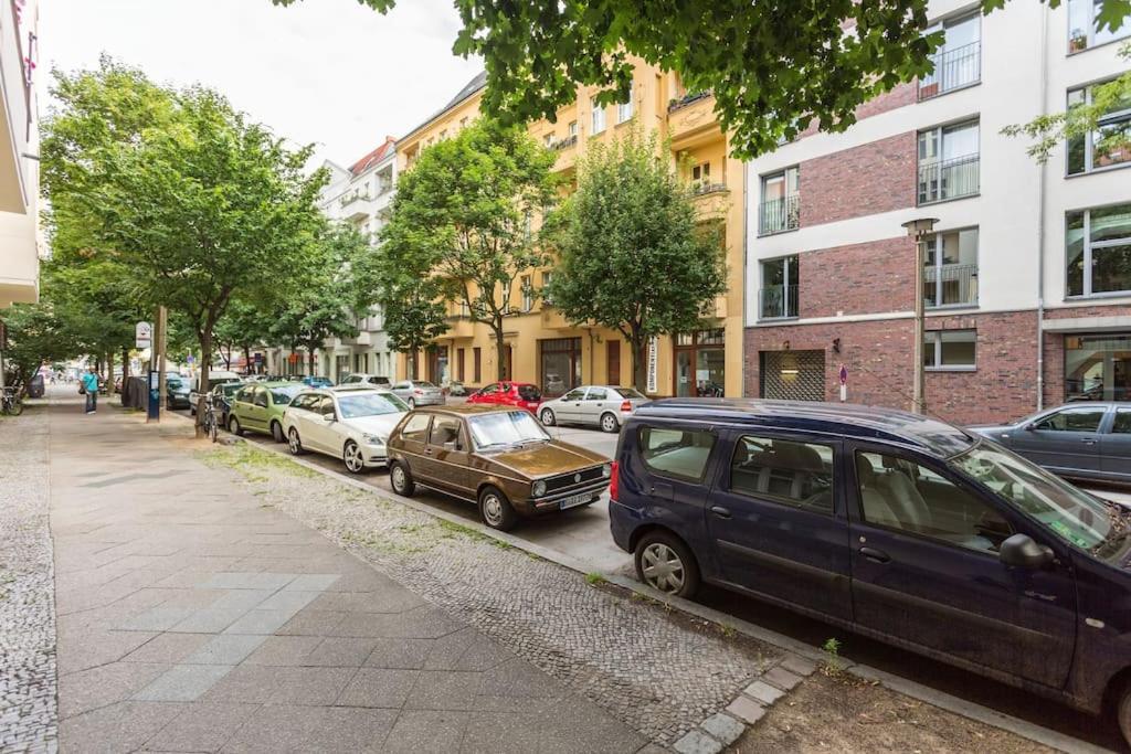 Zentrale Altbauwohnung Im Helmholtzkiez Berlin Eksteriør billede